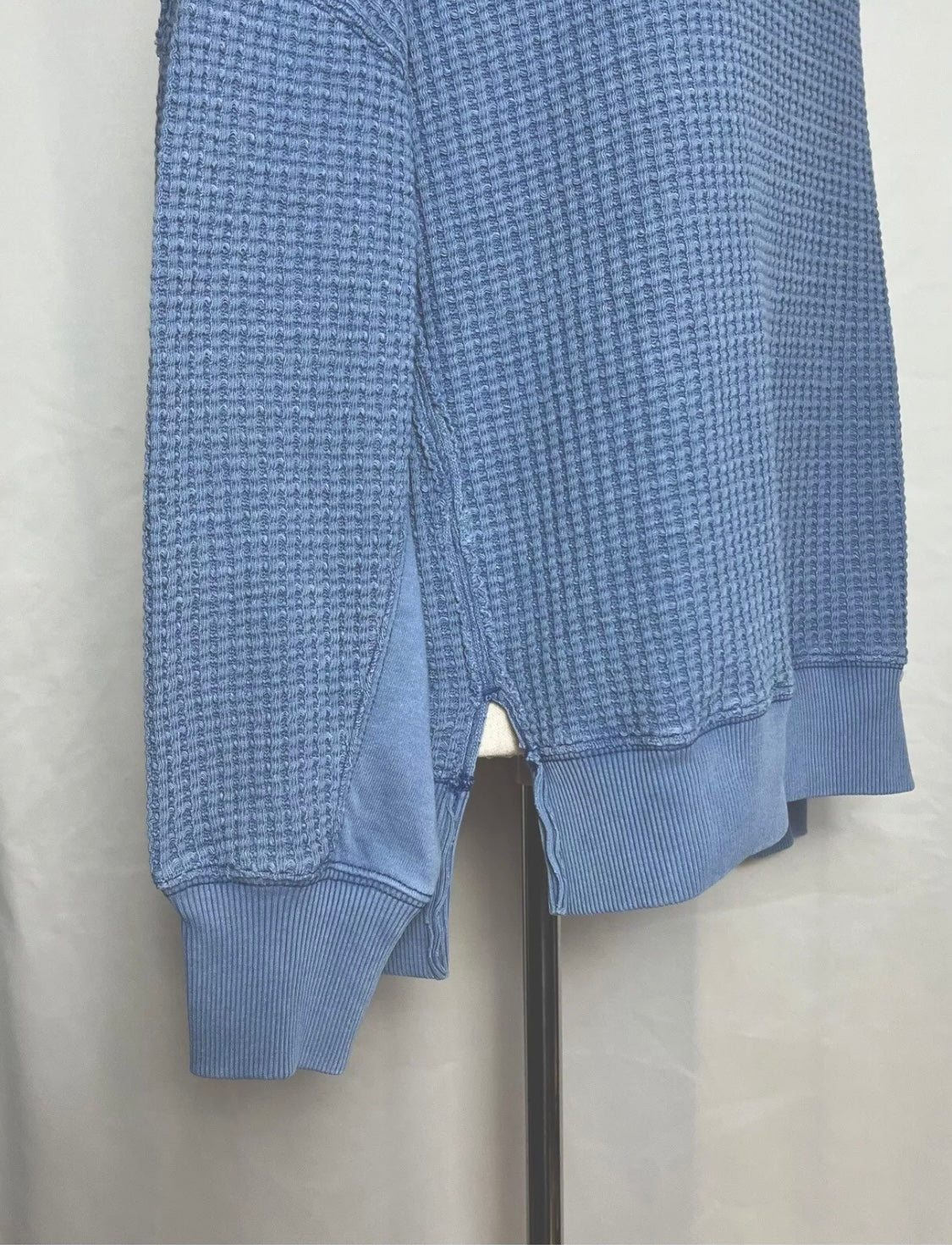 American Eagle Women's Oversized Big Hug Waffle Crew Neck Sweatshirt