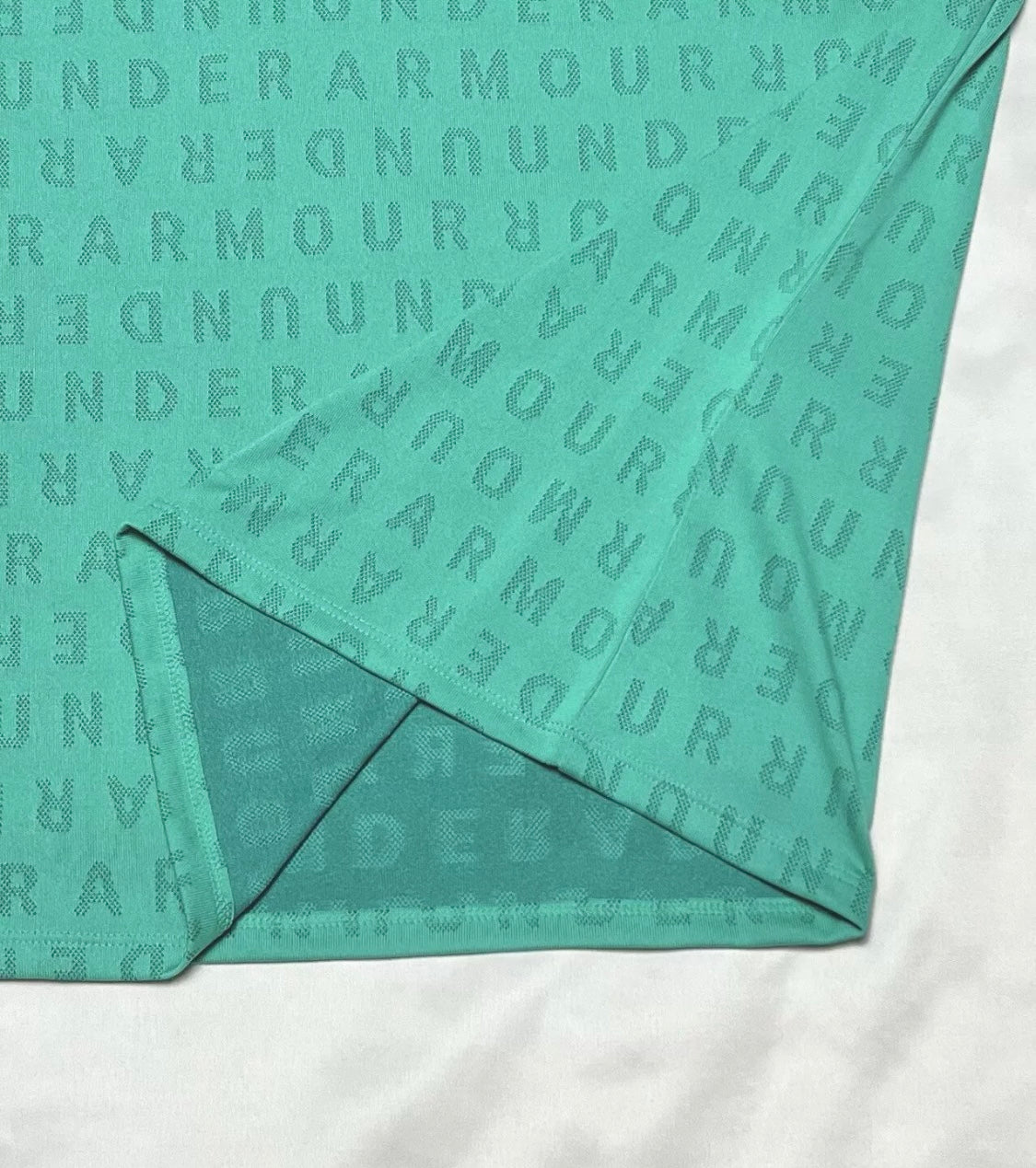 Under Armour Women's UA Velocity Jacquard V-Neck Loose T-Shirt