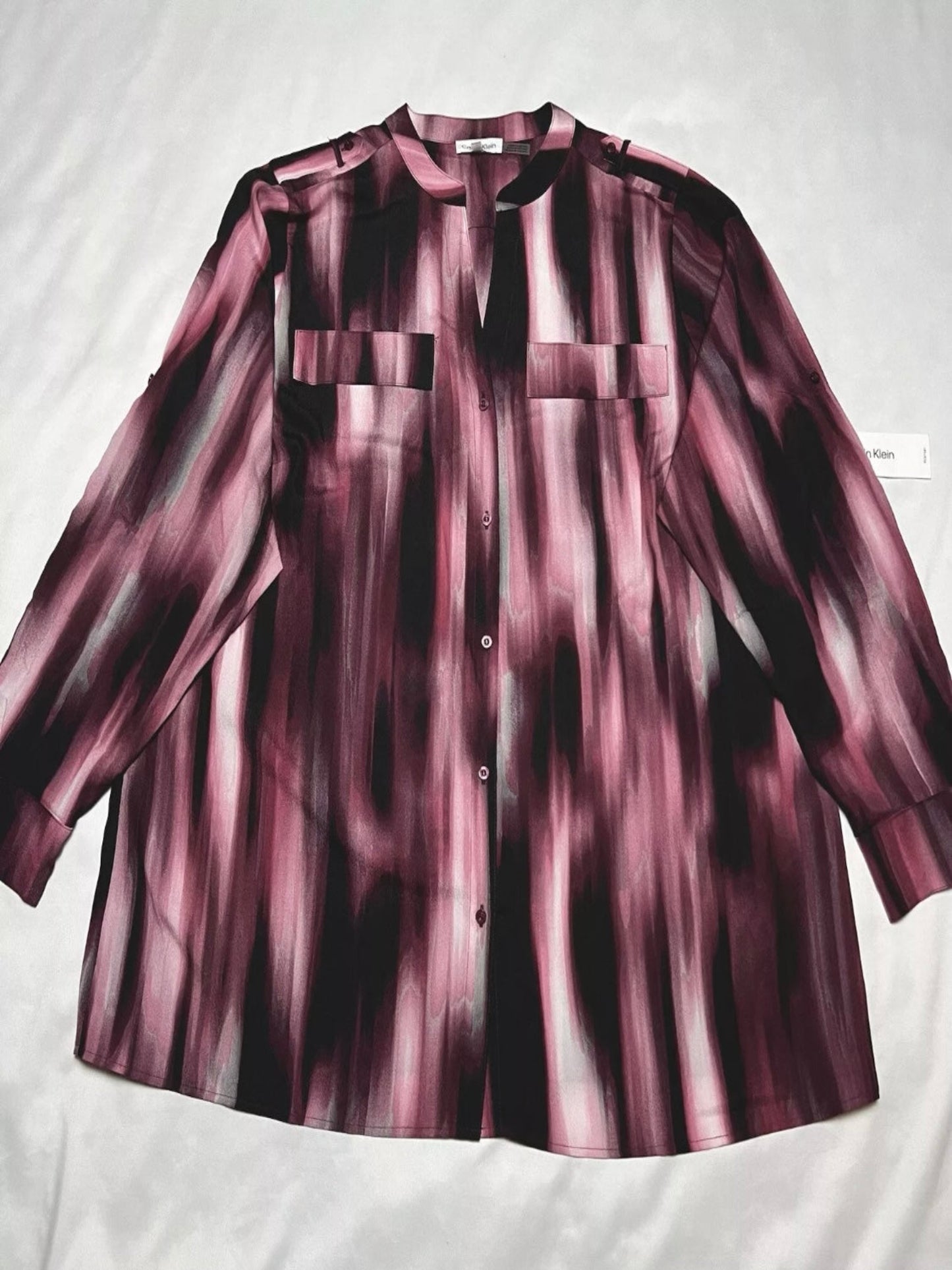 Calvin Klein Women's Plus Size Printed 3/4-sleeve Roll-Tab Shirt Port Combo