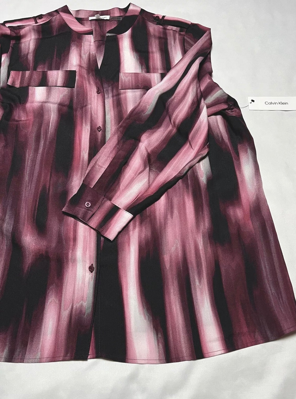 Calvin Klein Women's Plus Size Printed 3/4-sleeve Roll-Tab Shirt Port Combo