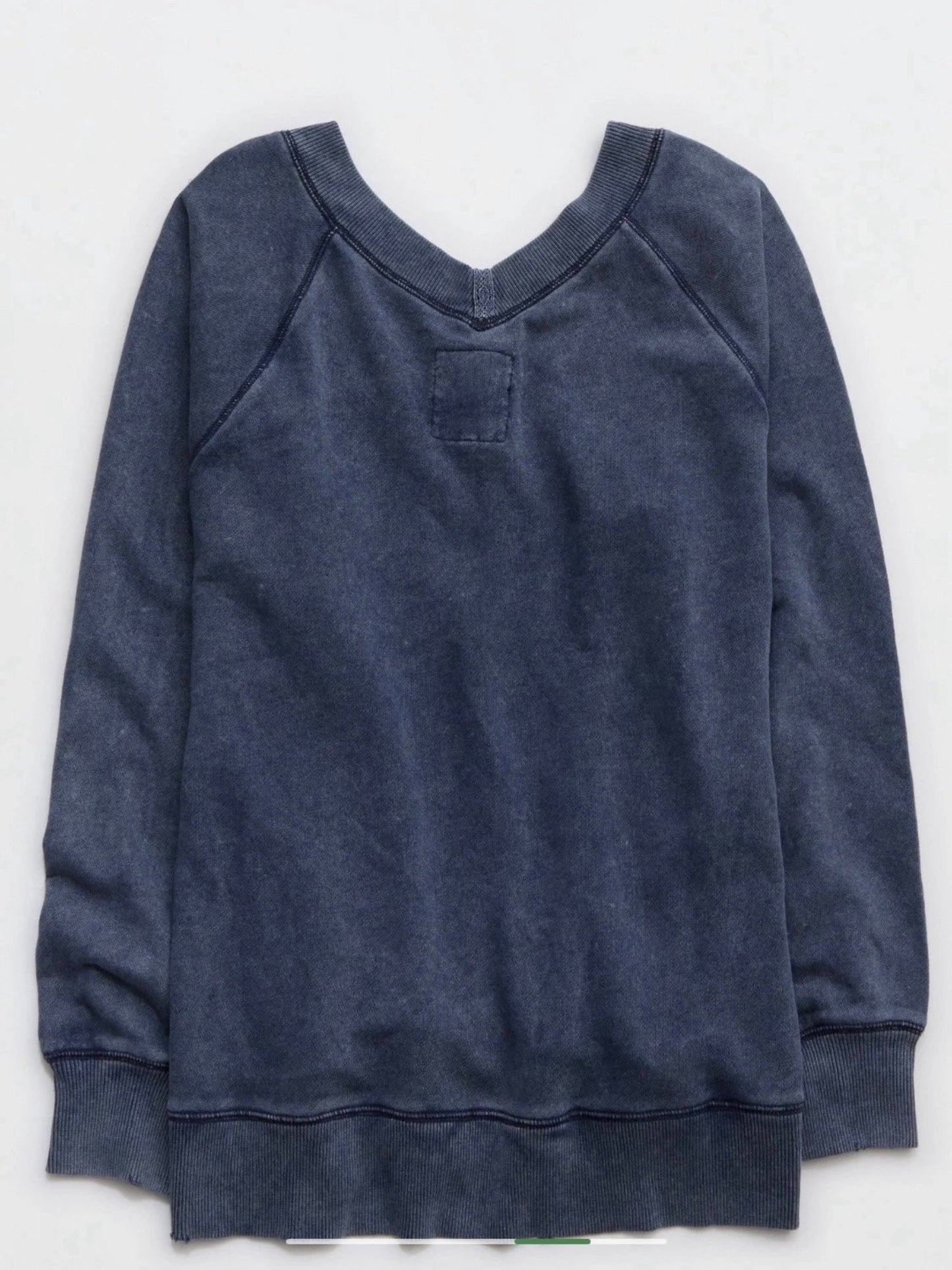 Aerie Women's Downtime Oversized Big Hug V-Neck Sweatshirt