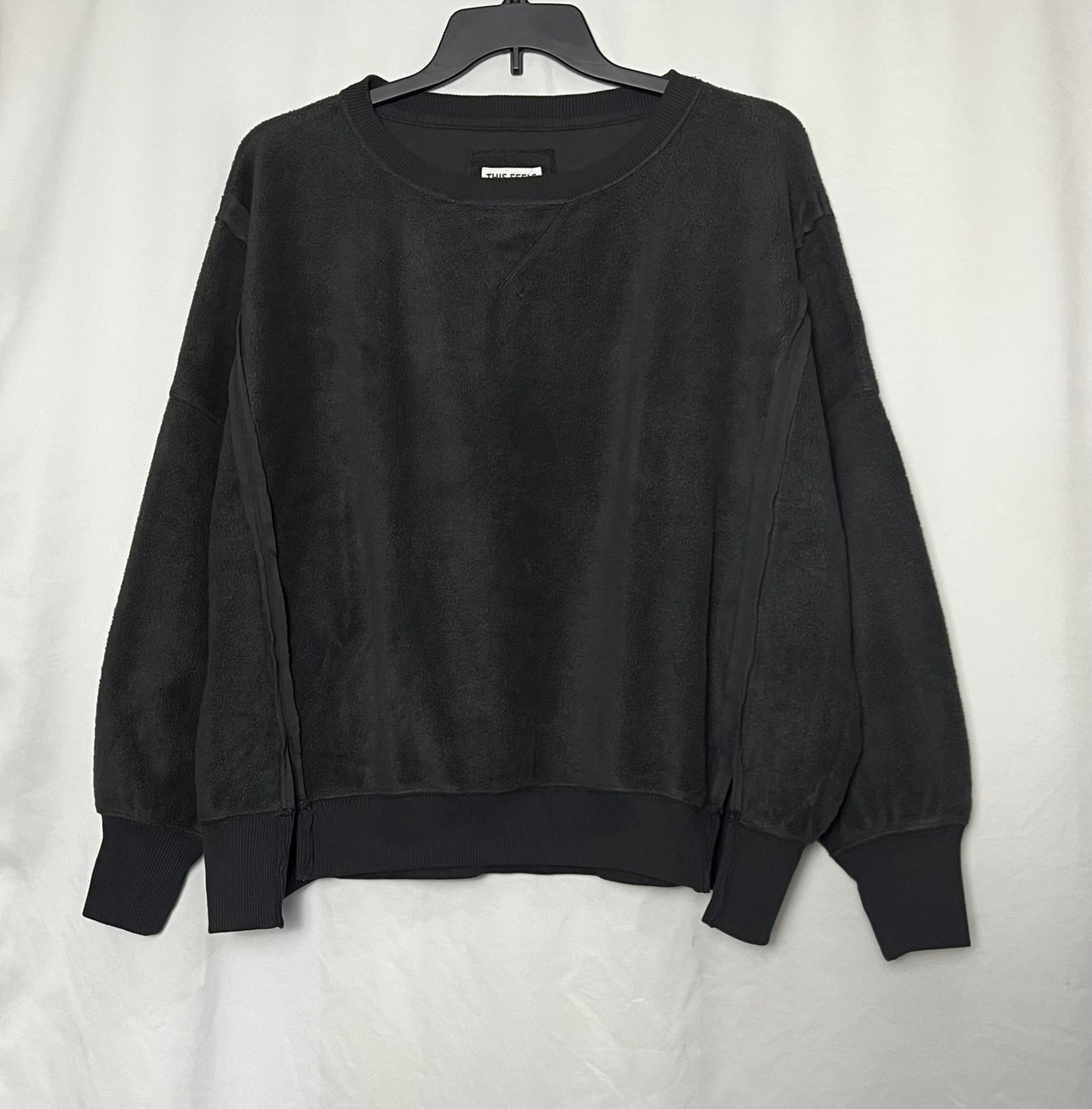 American Eagle Women's Big Hug Crew Neck Oversized Sweatshirt
