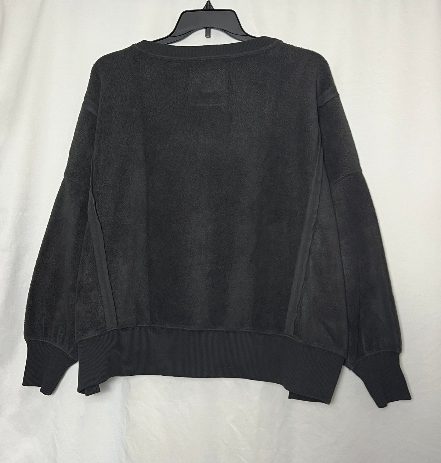American Eagle Women's Big Hug Crew Neck Oversized Sweatshirt