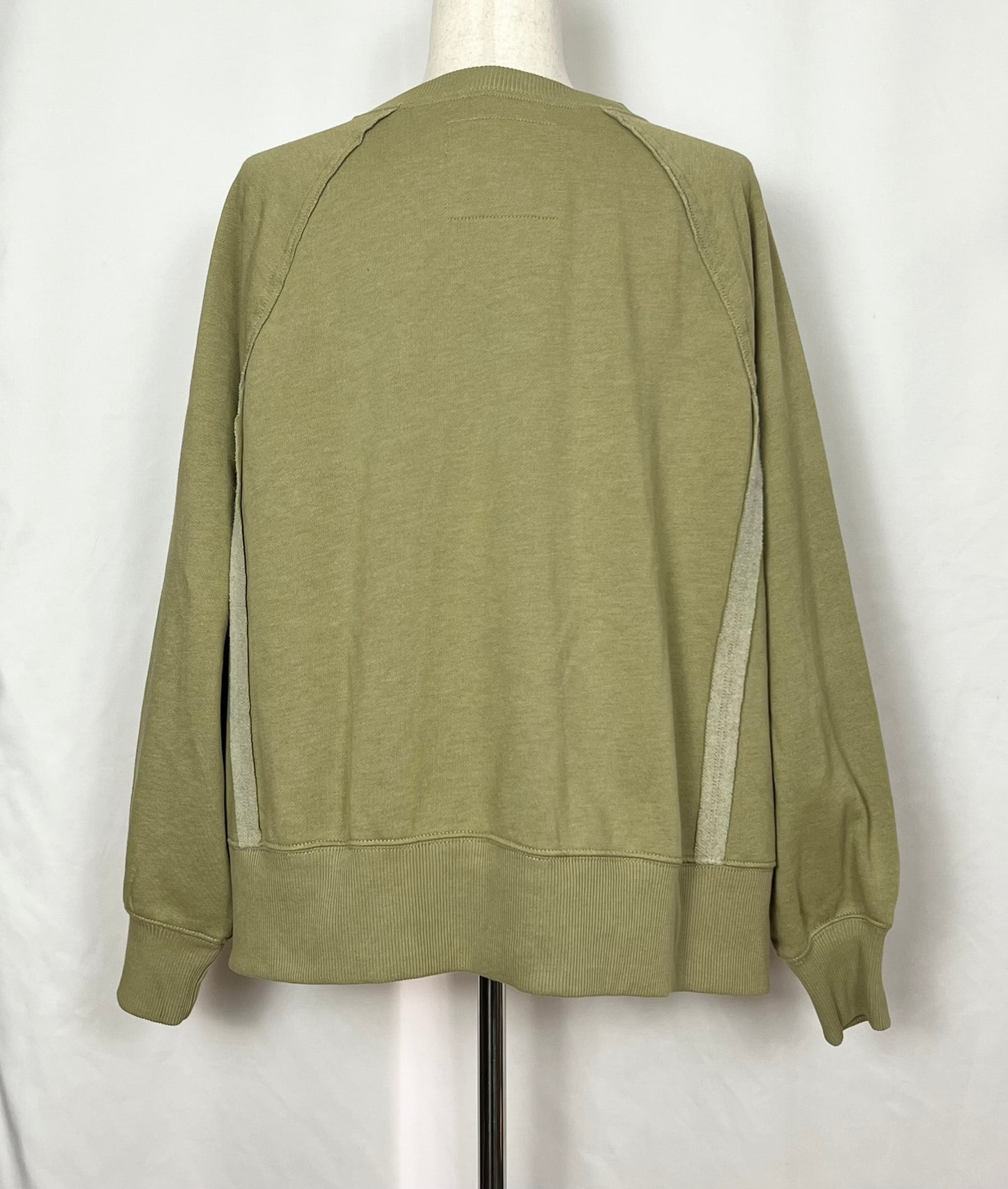 American Eagle Women's Big Hug Crew Neck Oversized Sweatshirt