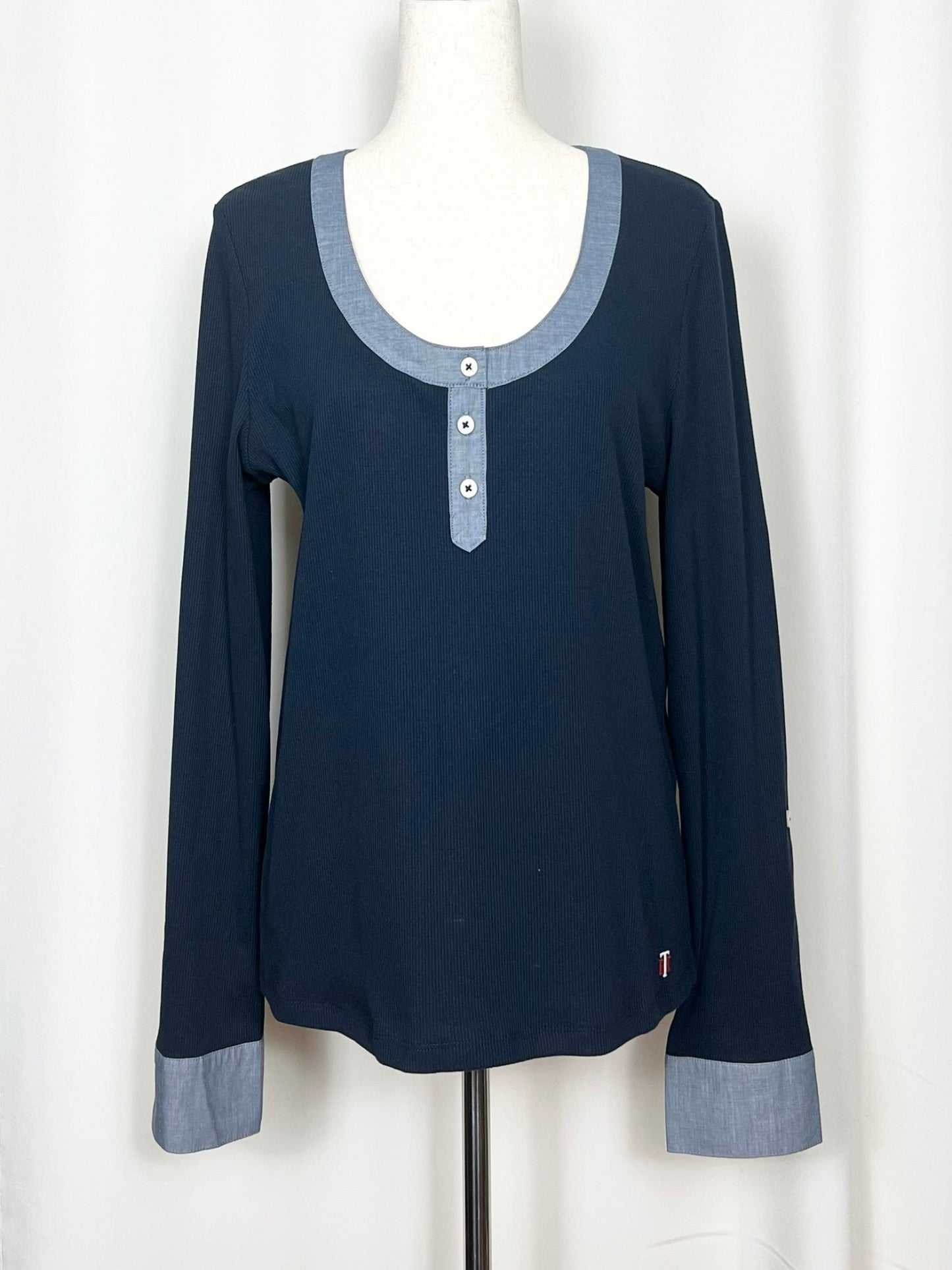 Tommy Hilfiger Women's Mixed Media Roll-Tab Sleeve