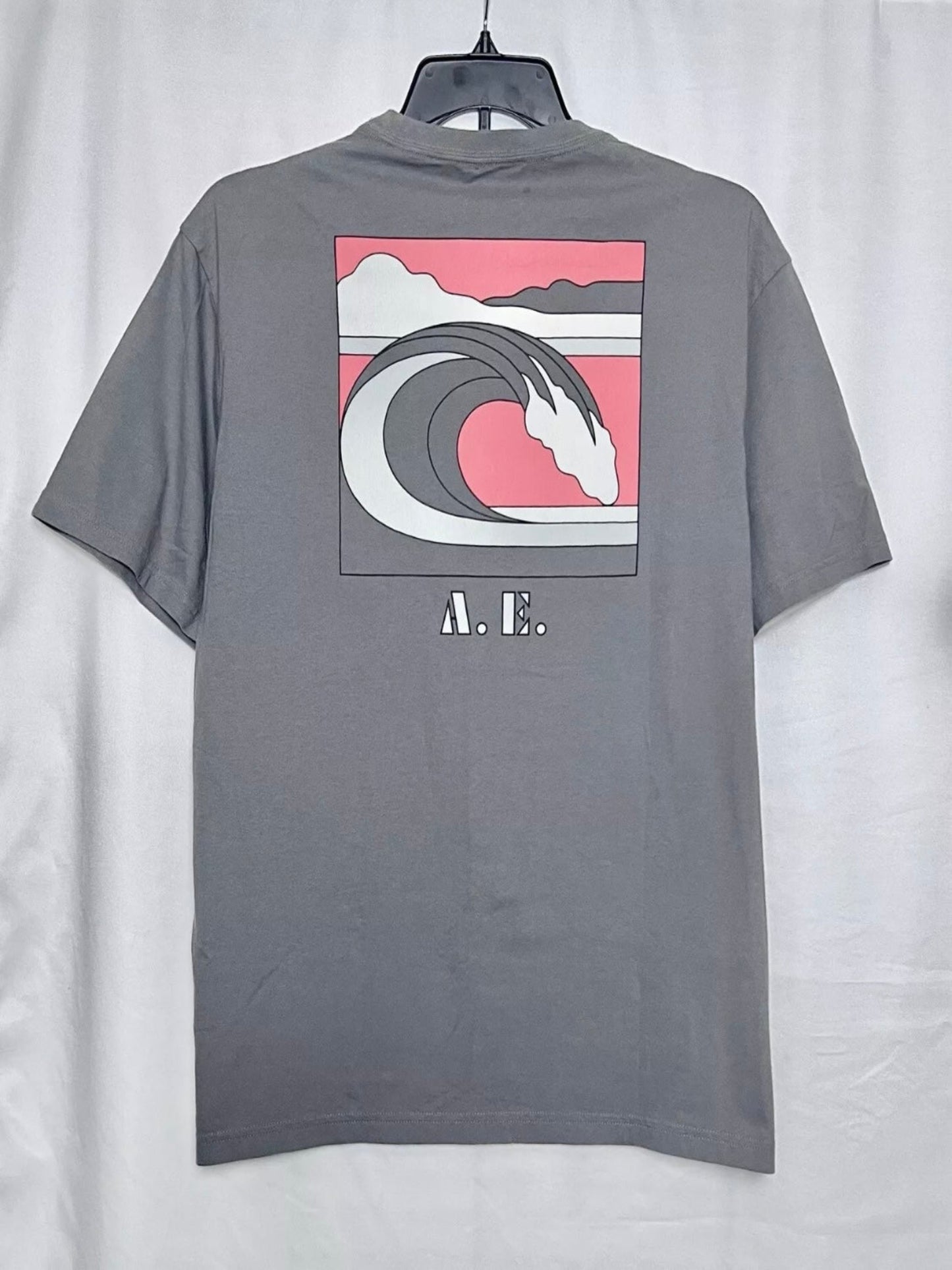 American Eagle Men's Cotton Supper Soft Standard Fit Graphic T-Shirt.