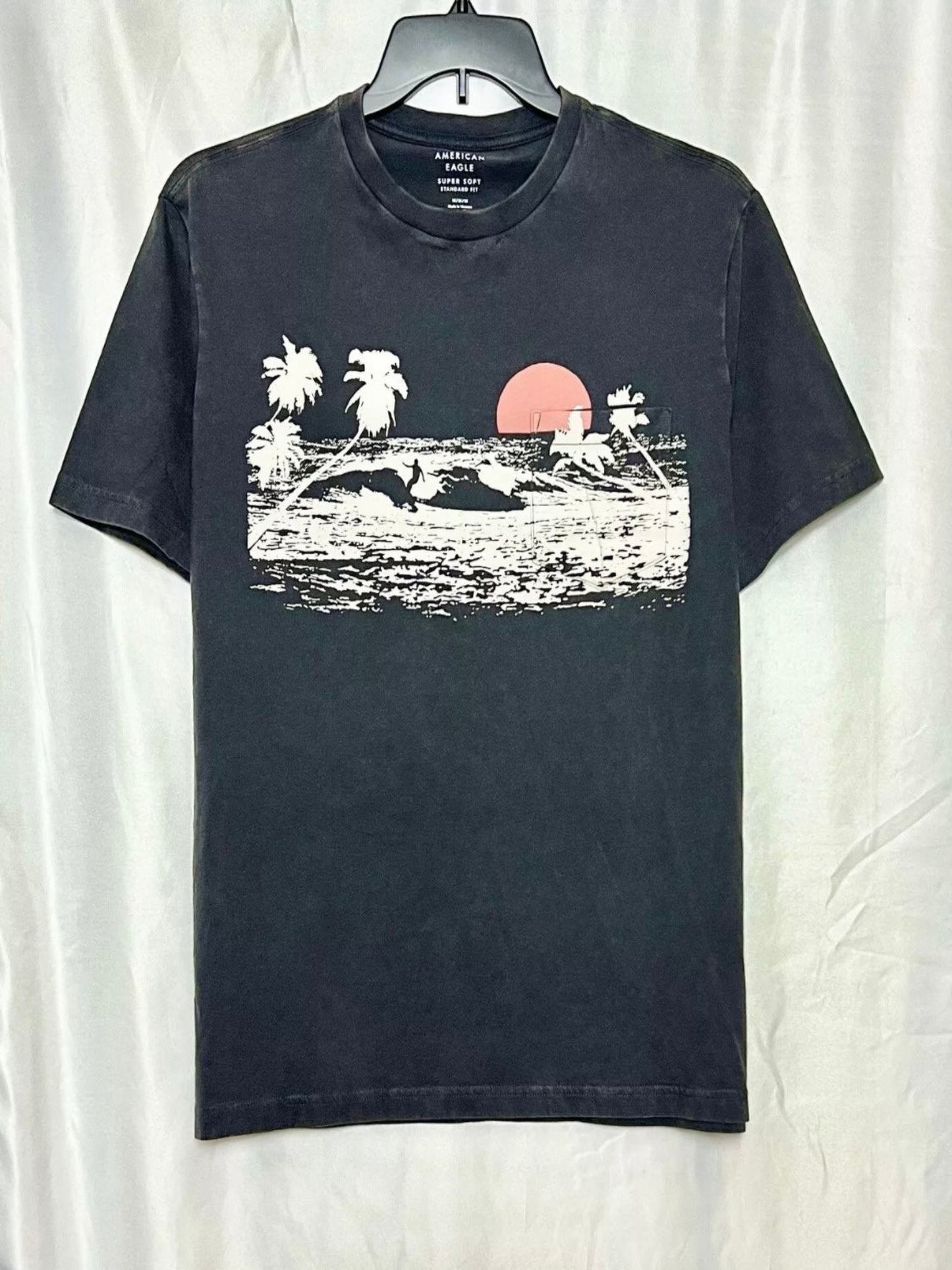 American Eagle Men's Super Soft Pocket Graphic T-Shirt.