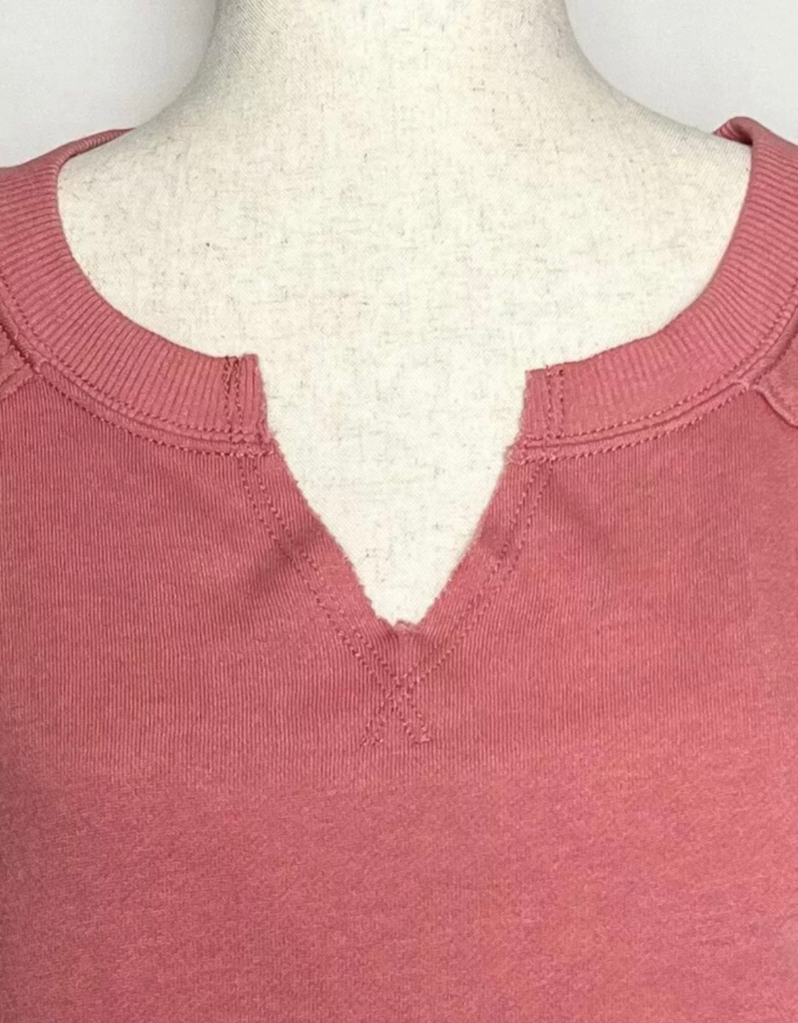 American Eagle Women's Big Hug Crew Neck Oversized Sweatshirt